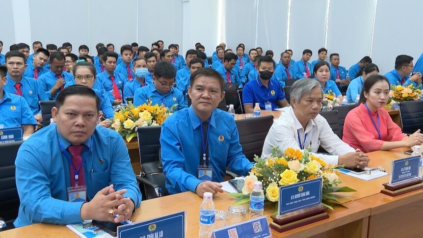 Đại biểu tham dự đại hội