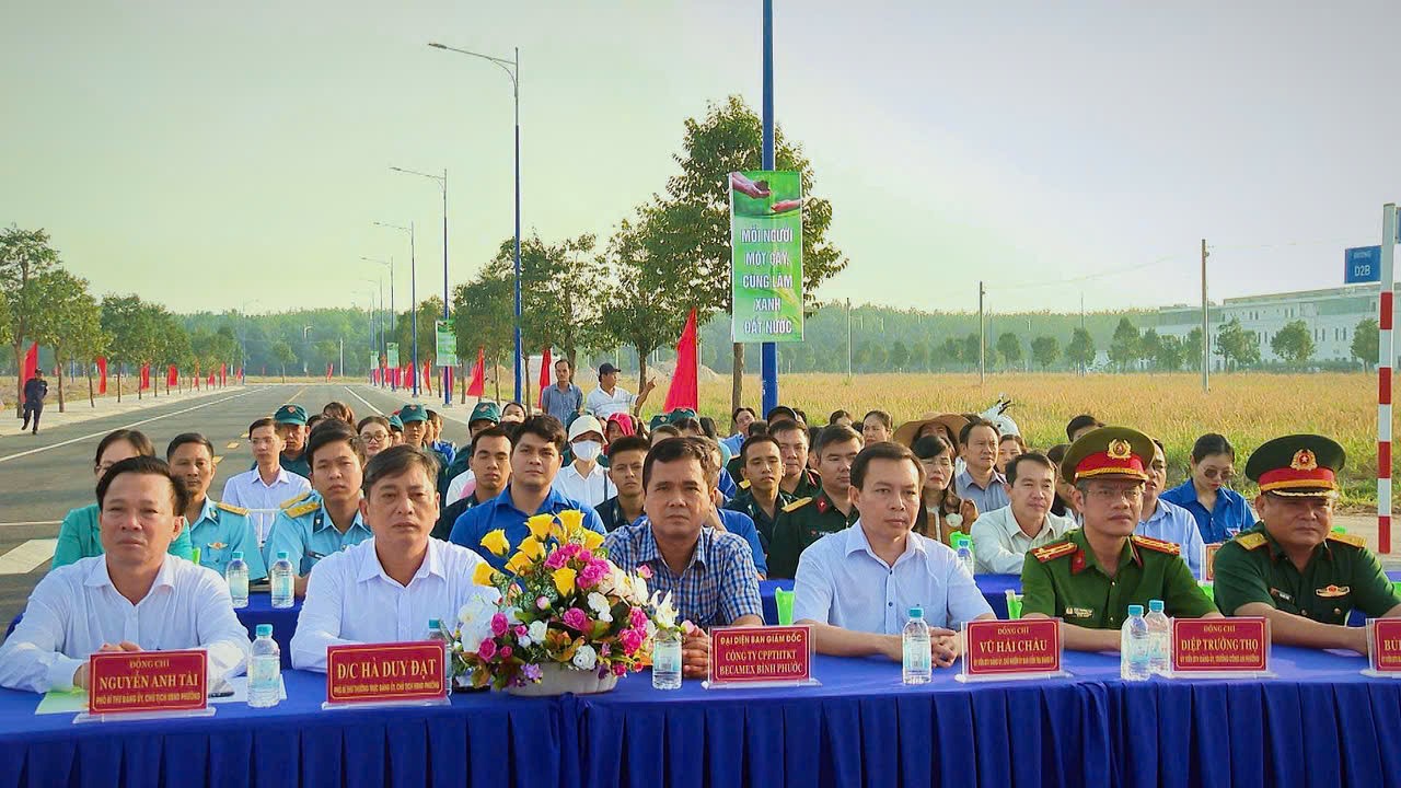 Các đại biểu tham dự buổi Lễ (1)